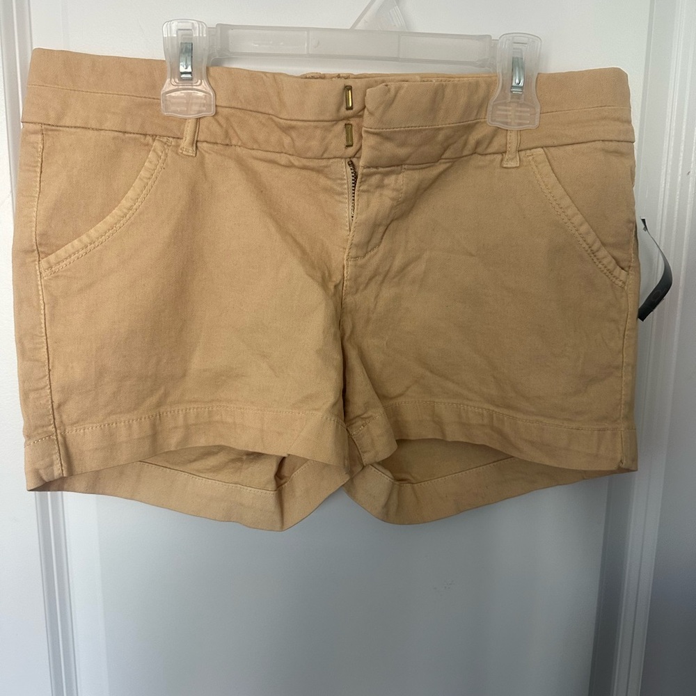 Dynamite Women's Tan Cotton Mid-Rise Jean Shorts